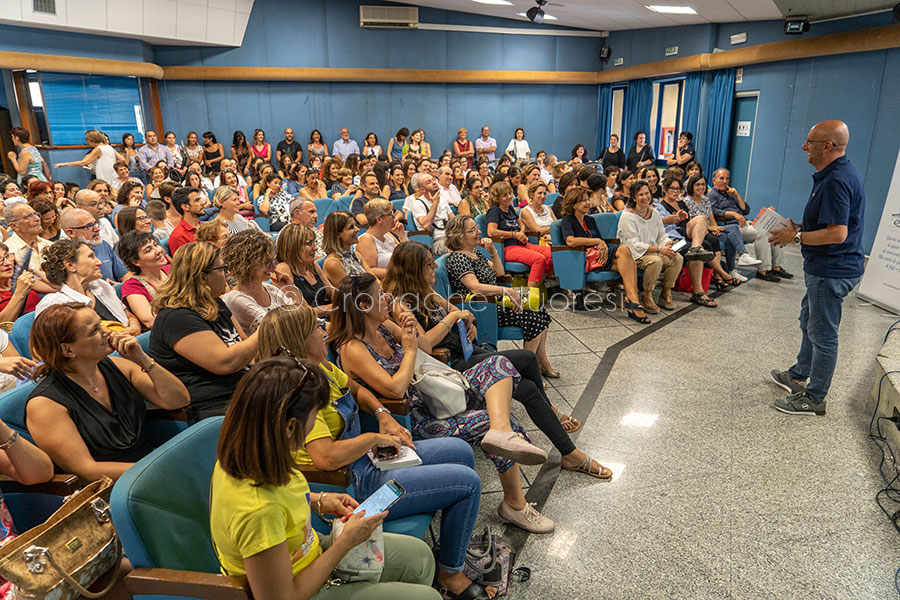 Nuoro. Incontro con il pedagogista Lorenzo Braina (foto S.Novellu)