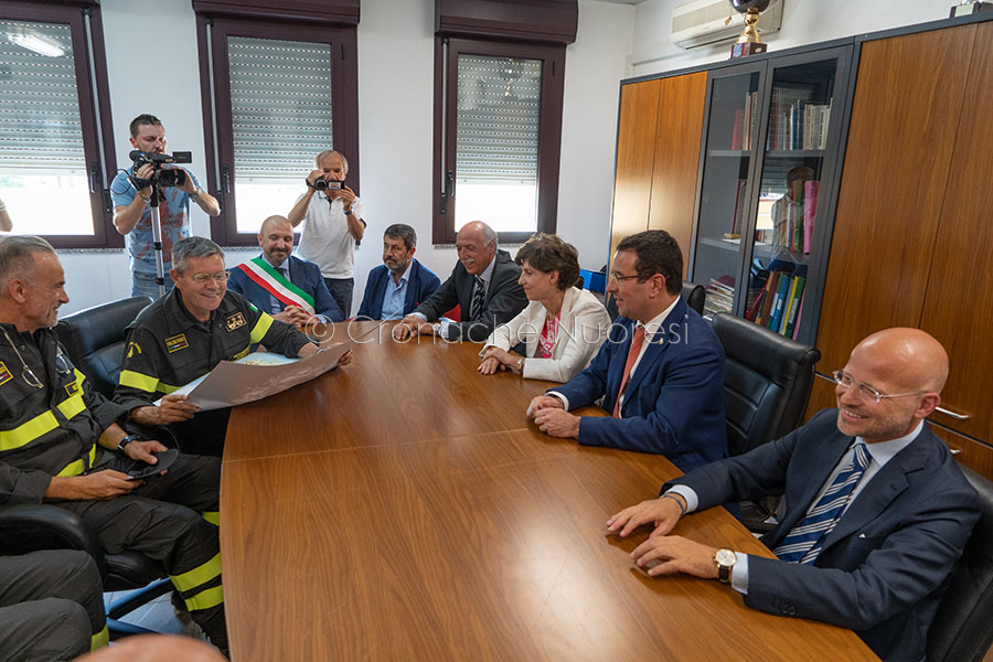 Nuoro, l'incontro con il sottosegretario Candiani dai Vigili del fuoco (foto s.Novellu)