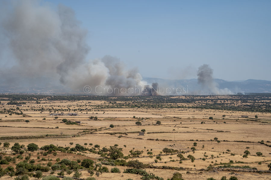 Marghine in fiamme (foto S.Novellu)
