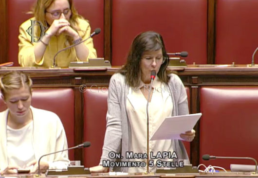 L'onorevole Mara Lapia durante l'intervento in Parlamento