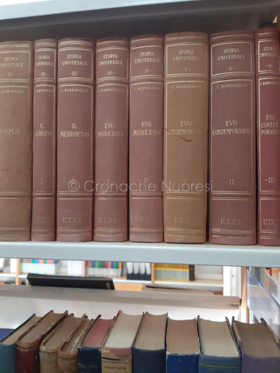 Donazione della biblioteca di Mario Melis all'Università di Nuoro