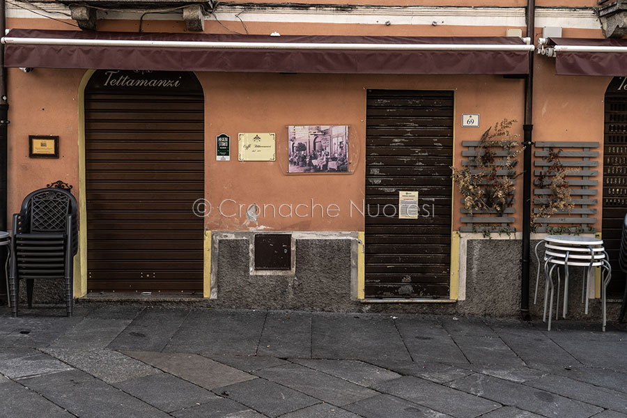 Coronavirus. A Nuoro iniziano a chiudere le attività commerciali (foto S.Novellu)