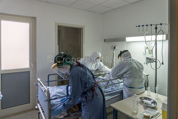 Nuoro, reparto Covid-19, il settore Malattie infettive (© foto S.Novellu)