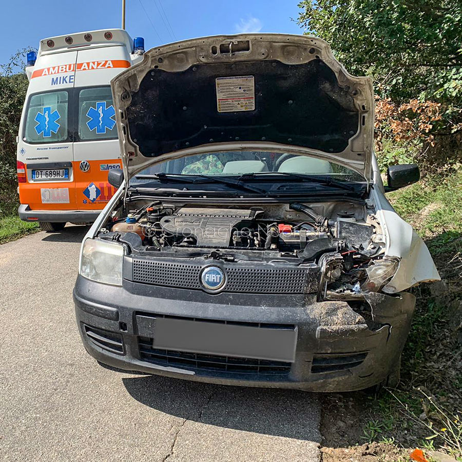 Una delle auto coinvolte nell'incidente