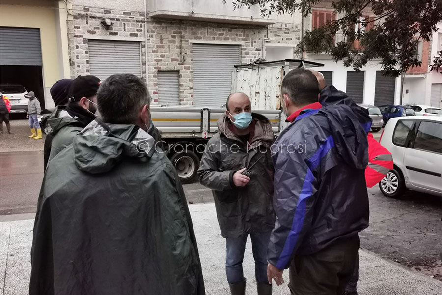 Il sindaco Ciccolini in riunione con il COC