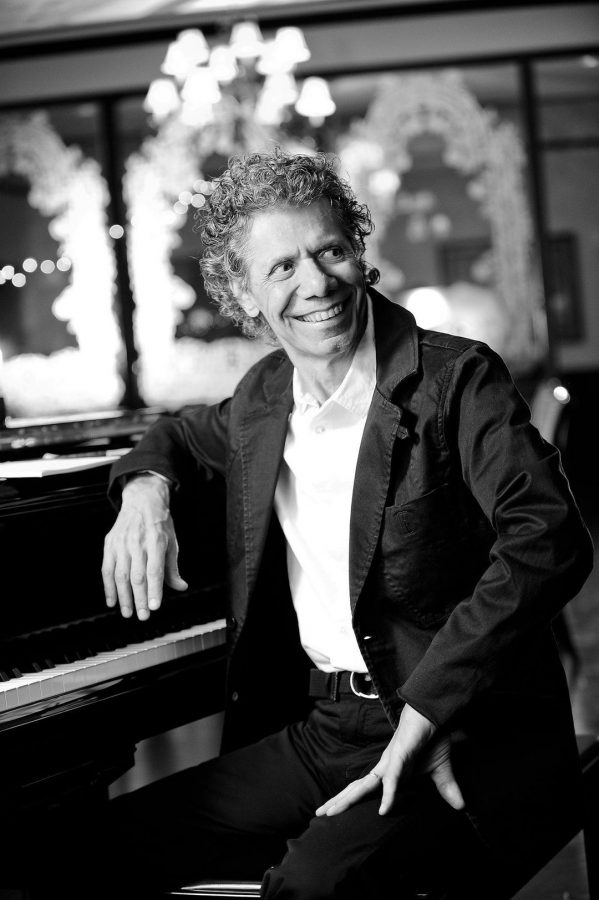 Un ritratto di Chick Corea