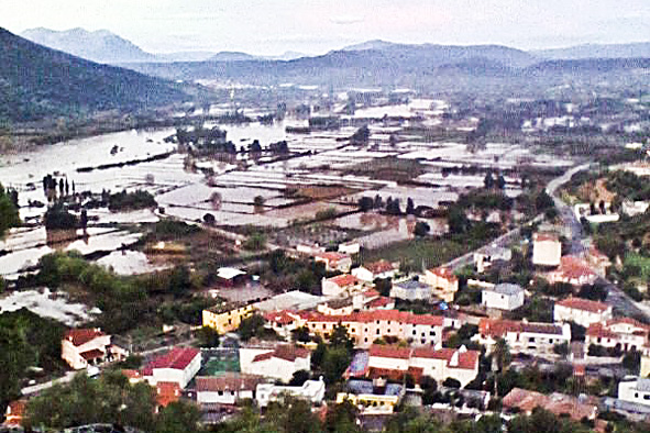 Onifai sommersa dall’acqua