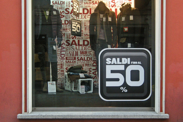 Saldi o libero mercato?  Da Nuoro il sondaggio per capire le ricette anticrisi