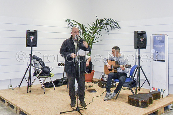 Ci sono anche i detenuti