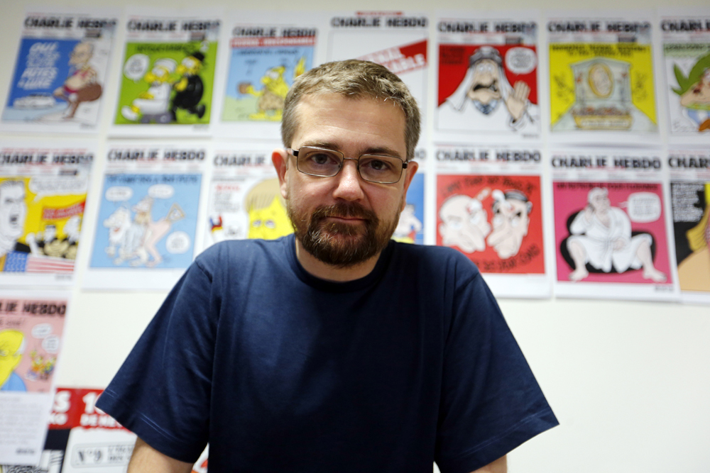 Charlie Hebdo: i killer asserragliati in una casa a 70 km da Parigi