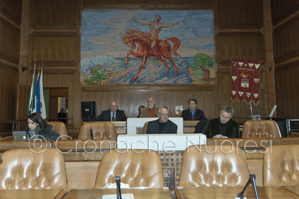 Commissariamento delle tre Province storiche: approvata la legge