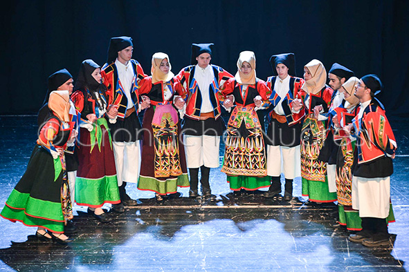 Suoni e colori della tradizione per la LASM Libera Associazione Sclerosi Multipla