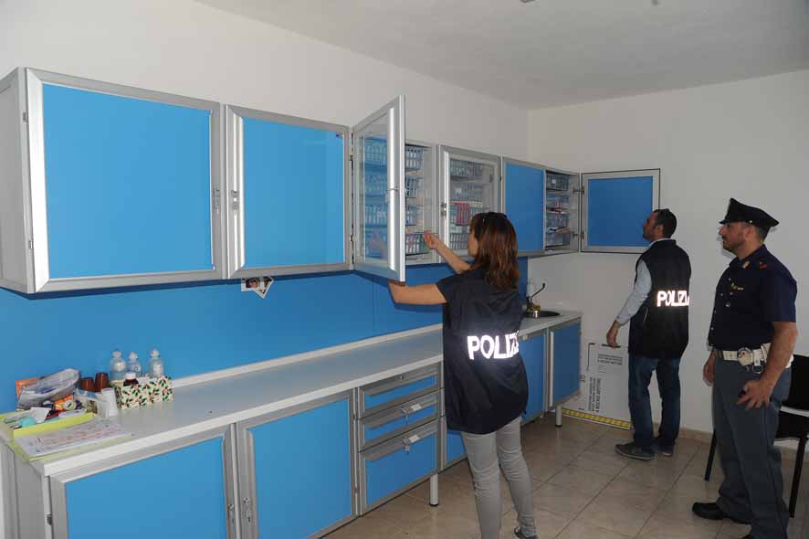 Maltrattamenti agli anziani: questa è una delle ipotesi di reato che ha portato ai sigilli alla "Residenza familia"