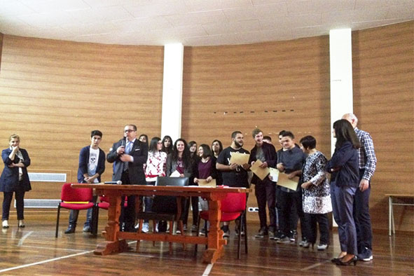 Home Care Premium: i ragazzi del Ciusa realizzano il catalogo.