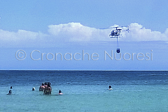 Fiamme a San Teodoro, evacuati due villaggi turistici tra Liscia Eldi e Tamericci