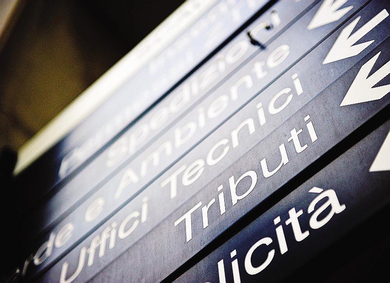 Ufficio tributi chiuso il 24 novembre