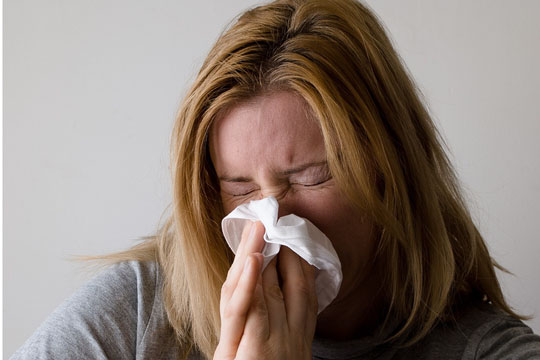 Influenza: con il prossimo freddo saranno centinaia di migliaia gli italiani che resteranno bloccati a letto