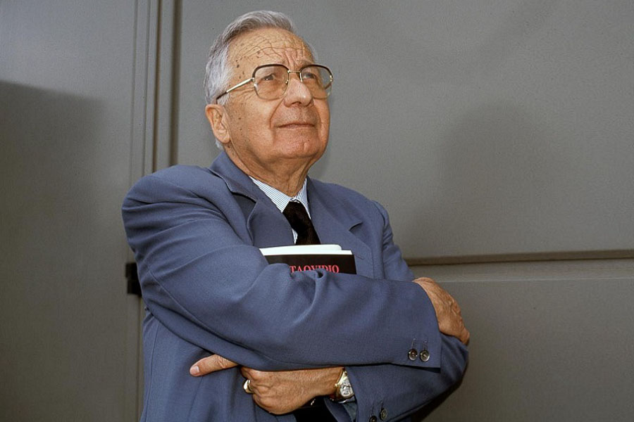 Morto a 96 anni Licio Gelli: l’uomo dei grandi misteri italiani