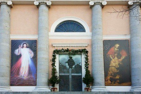 Giubileo: aperta la Porta Santa alla Cattedrale di Nuoro
