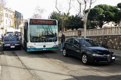Nuoro, traffico in tilt e autobus bloccati ai Giardini di p.zza V.Emanuele