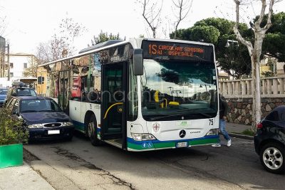 Nuoro, traffico in tilt e autobus bloccati ai Giardini di p.zza V.Emanuele