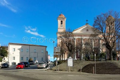 Nuoro, l'Ex Tribunale e la Cattedrale di S.Maria della Neve (foto S.Novellu)