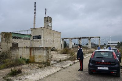 Ottana, i Carabinieri applicano i sigilli ai siti sequestrati