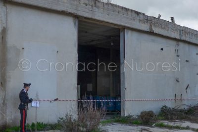 Ottana, i Carabinieri applicano i sigilli ai siti sequestrati