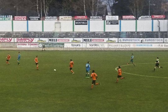 Nuorese: mister Mariotti rimette il suo mandato dopo lo scialbo pareggio di ieri