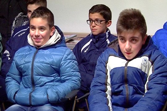Sportivi e leali anche nella vita: giovani calciatori nuoresi premiati dalla FIGC per aver restituito un portafoglio ritrovato allo stadio