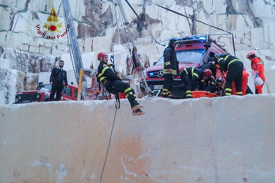 Orosei: operaio precipita da 5 metri mentre lavora in una cava di marmi