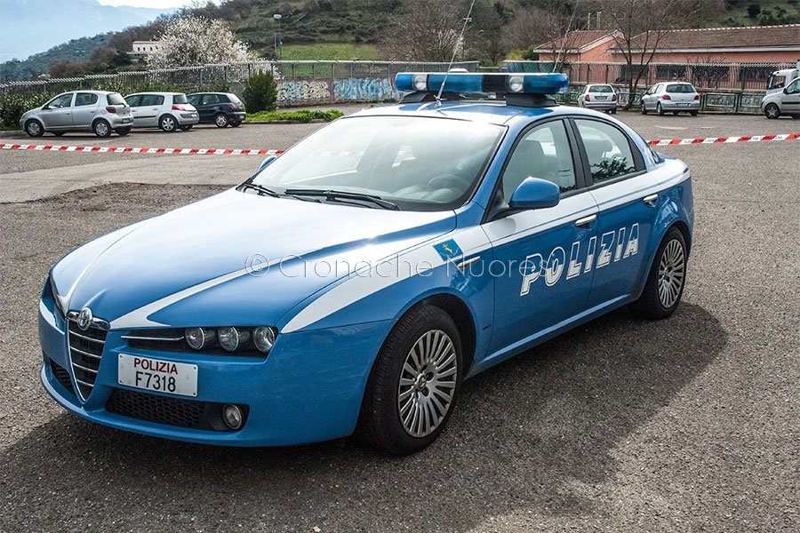 Tre ragazzi di una casa famiglia picchiano e rapinano un farmacista