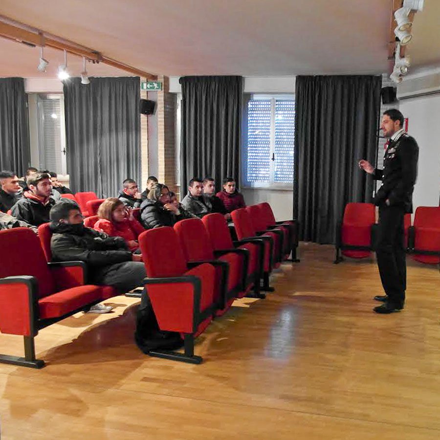 A scuola di legalità con i Carabinieri