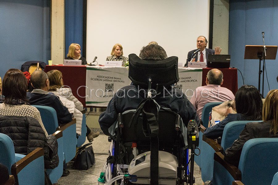 Sclerosi multipla: sono 70mila i pazienti costretti a lunghe trasferte per le terapie a base di cannabinoidi