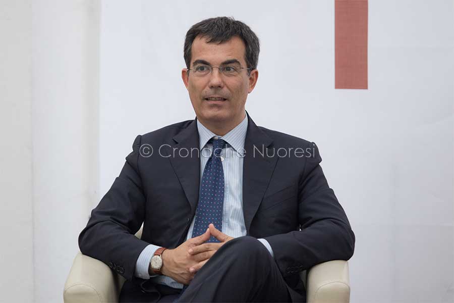 Liceo Asproni. Borsa di studio Bachisio Floris, le premiazioni