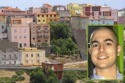 Uno scorcio di Orune e nel riquadro la vittima Gianluca Monni