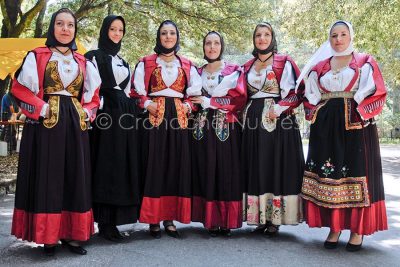 Il Coro Canarjos si esibisce al Monte Ortobene (foto S.Novellu)