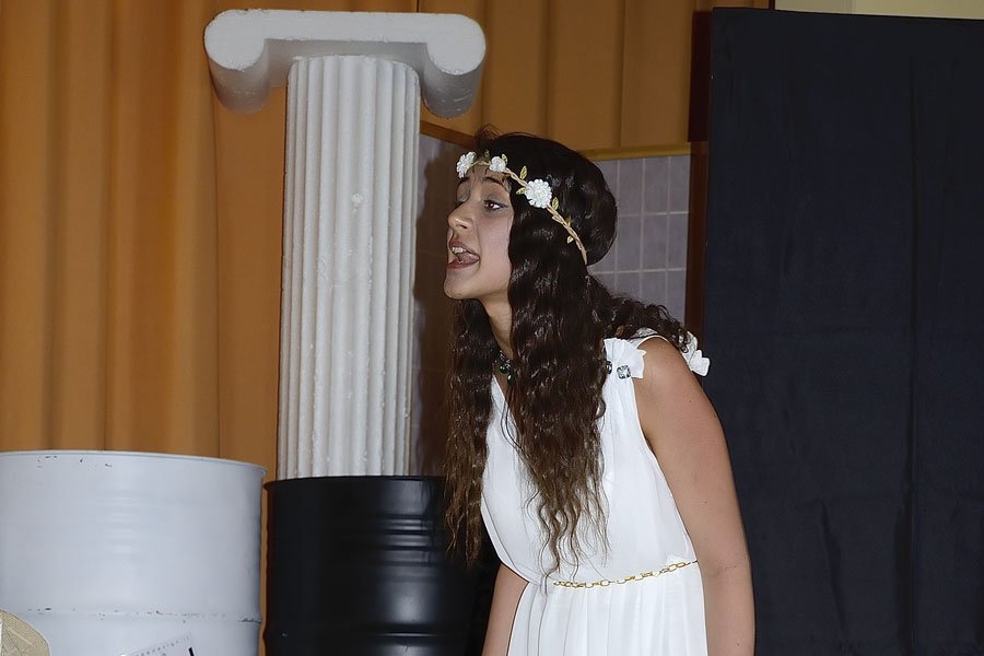 Grande successo dell’Antigone dei ragazzi del Liceo Asproni di Nuoro