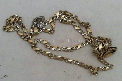 Alcuni dei gioielli rivenduti al Compro oro
