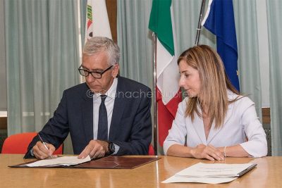 Nuoro, F. Pigliaru e A. Pistis firmano il Piano di Rilancio del Nuorese (foto S.Novellu)