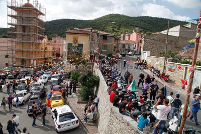 Un'immagine del Raduno di auto e moto d'epoca di Oniferi 2015 (foto S.Novellu)