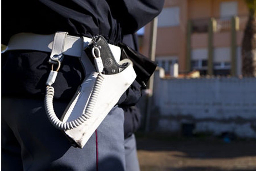 UIL Polizia: «Paradossale chiederci di girare armati fuori servizio mentre si chiudono presidi cruciali»