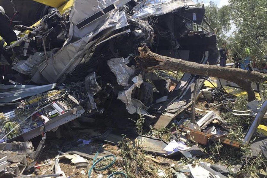 Disastro ferroviario in Puglia: 27 le vittime accertate e una decina di feriti gravissimi