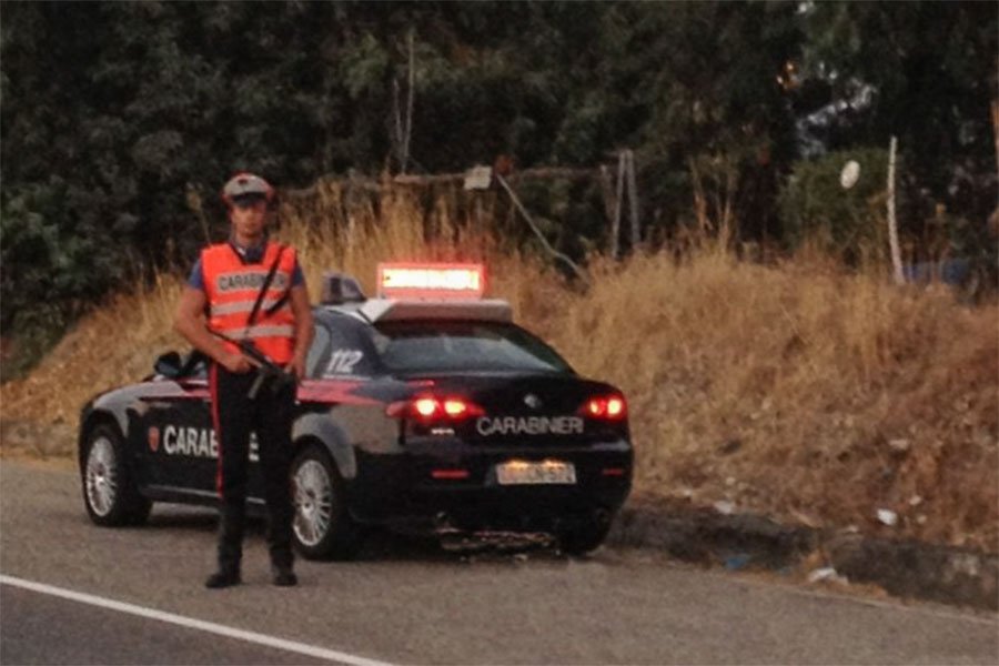 Servo pastore aggredisce e minaccia di morte due allevatori: arrestato