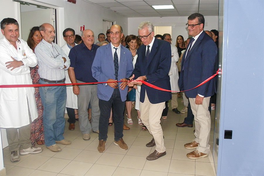 Nuoro. Inaugurato al San Francesco il nuovo acceleratore lineare della Radioterapia