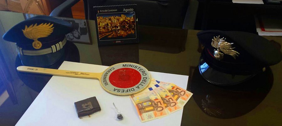 Due giovani denunciati per detenzione ai fini di spaccio di droga