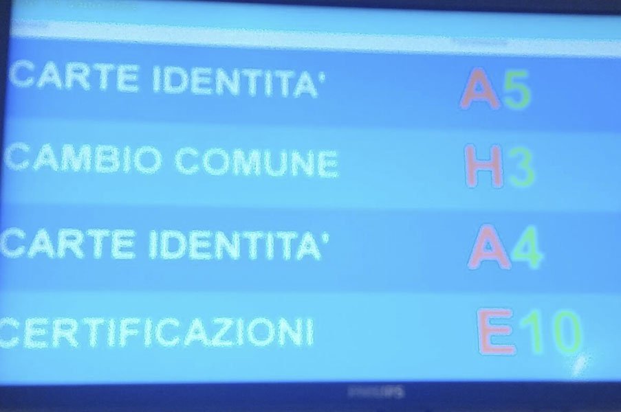 Comune di Nuoro: attivato da oggi il servizio “eliminacode” all’ufficio Anagrafe