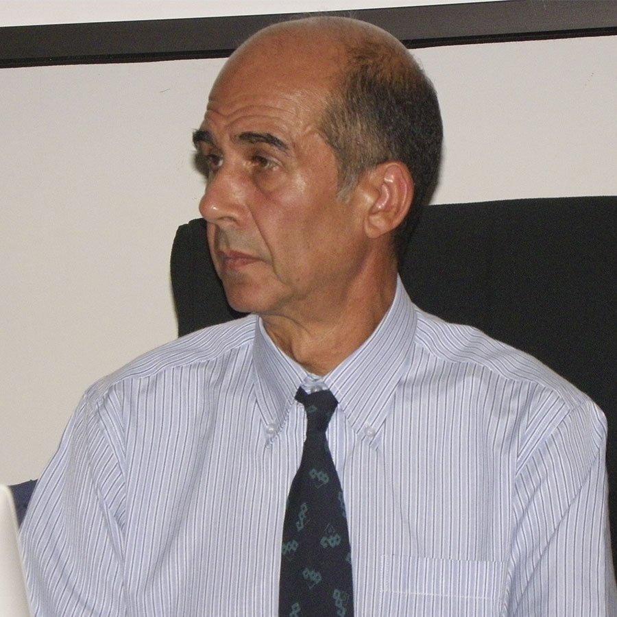 ASL Nuoro. Palermo “bacchetta” medici e pediatri: non esagerate prescrivendo farmaci o è il collasso