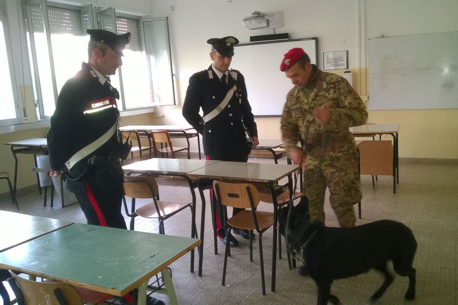 Nuoro: controlli antidroga dei Carabinieri all’Istituto Ciusa