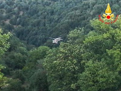 L'intervento dell'elisoccorso dei Vigili del fuoco